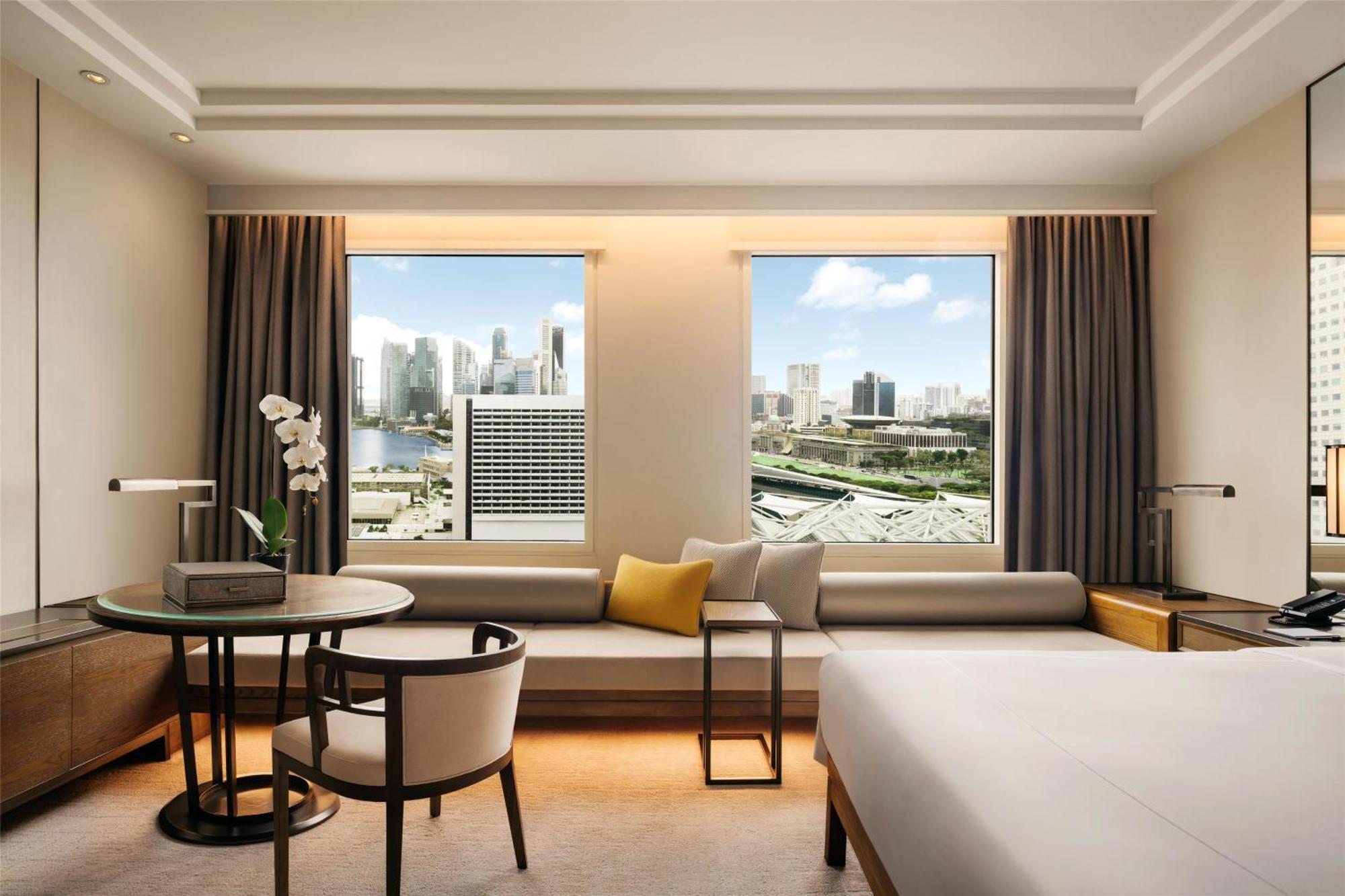 Conrad Marina Bay 5*