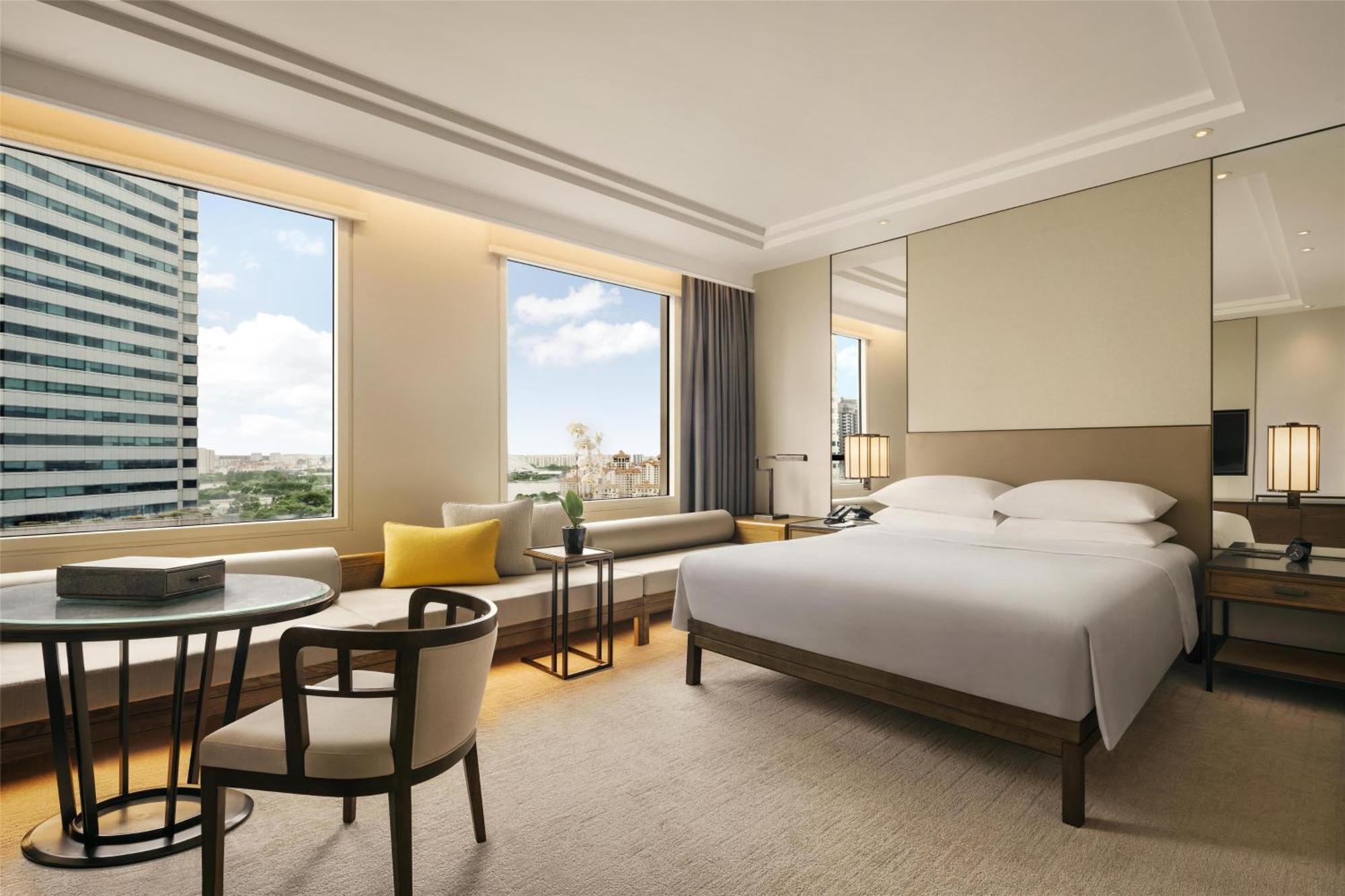 Conrad Marina Bay 5*